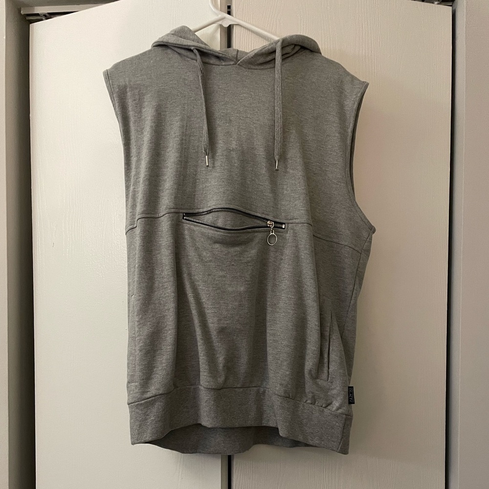 Gray sleeveless hoodie